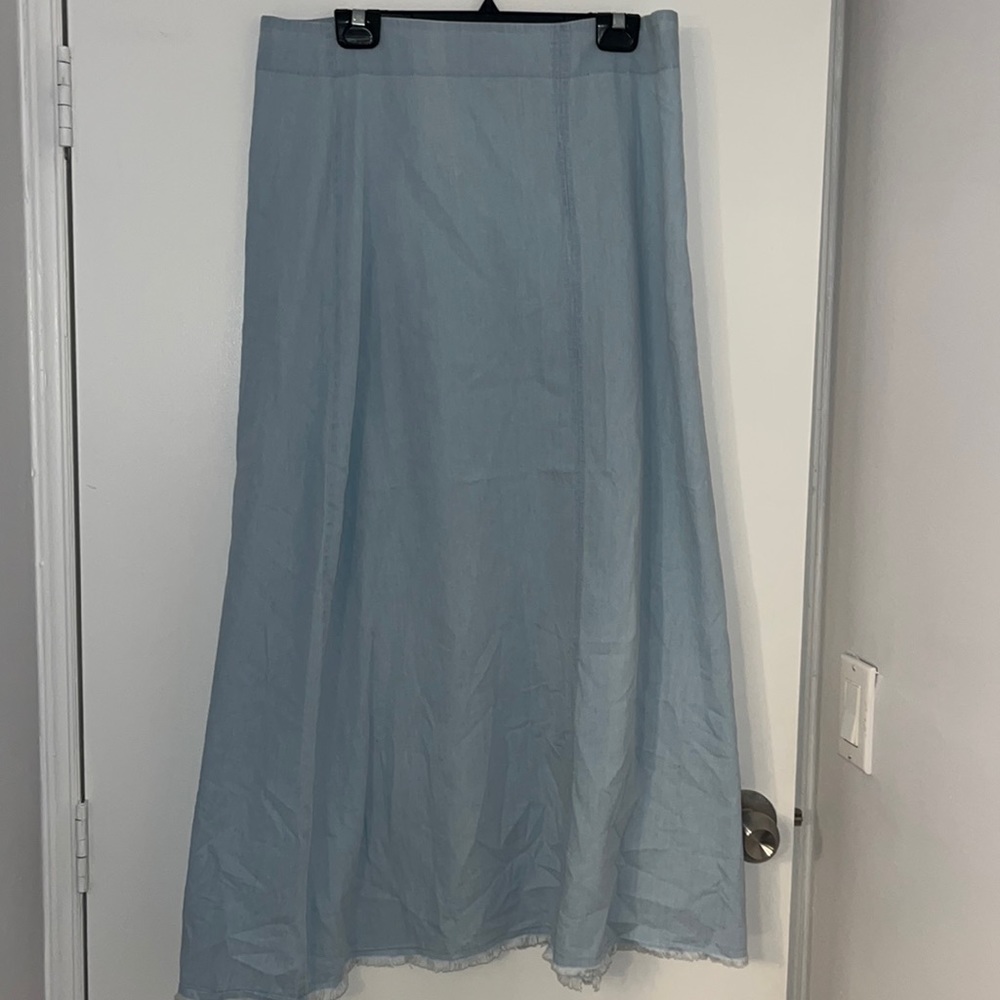 Womens NWT long blue skirt size XL